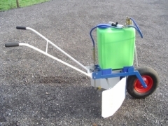 Spuitkruiwagen